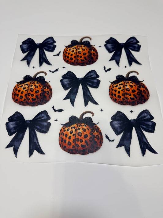 #145 BOWS & PUMPKINS